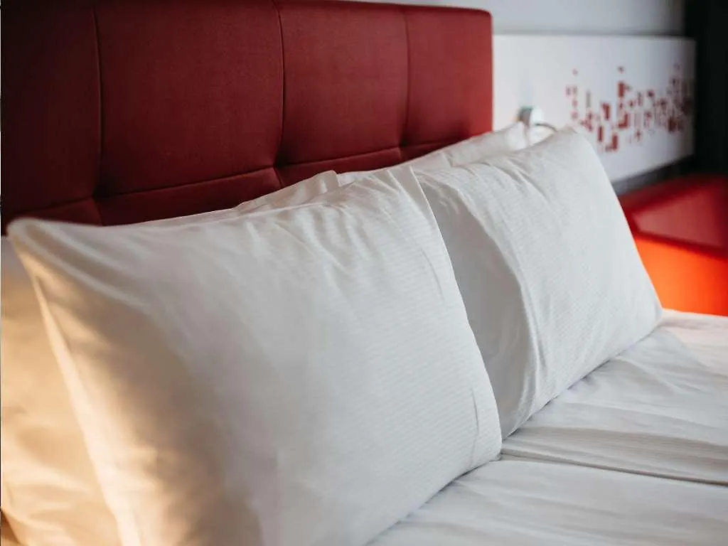 Q Hotel Krakow 3*,